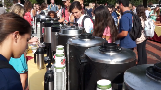 College Coffee still drawing crowds decades later
